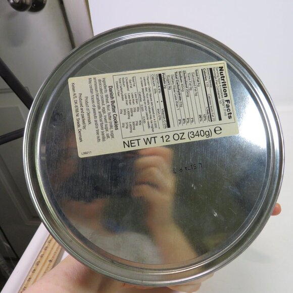 toy soldier (2) metal tins Christmas Decor Gold Accents - Picture 9 of 11